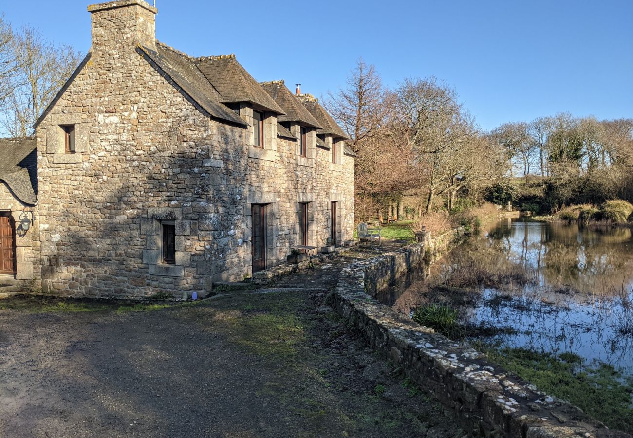 Maison à Plourin - TY MAEN - Authentique moulin du 18ème proche mer