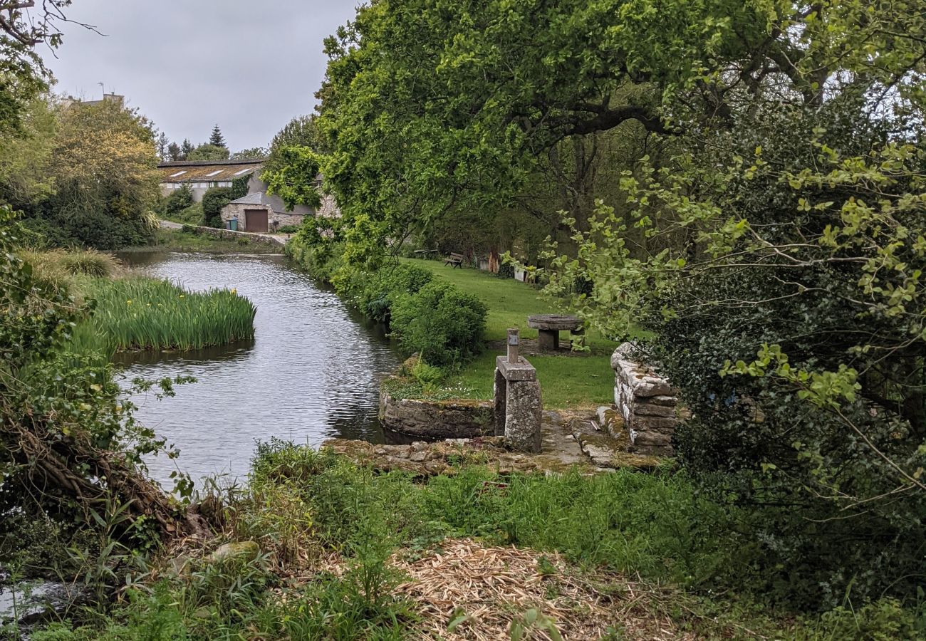 Maison à Plourin - TY MAEN - Authentique moulin du 18ème proche mer