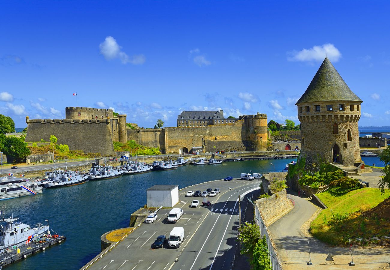 Maison à Ploudalmézeau - AN TEVENN - Vue splendide / accès direct à la mer