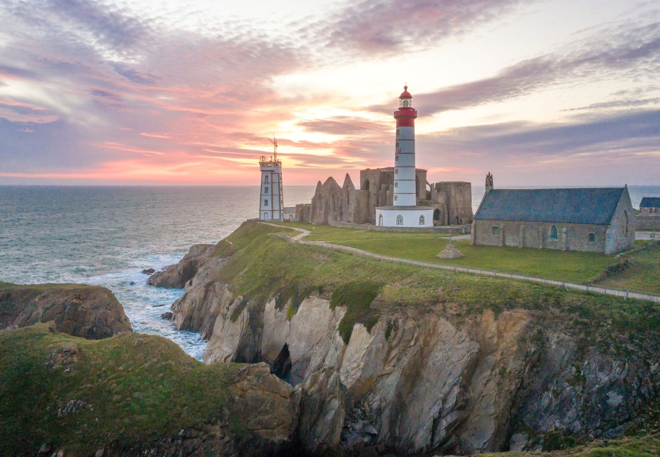 Maison à Ploudalmézeau - AN TEVENN - Vue splendide / accès direct à la mer