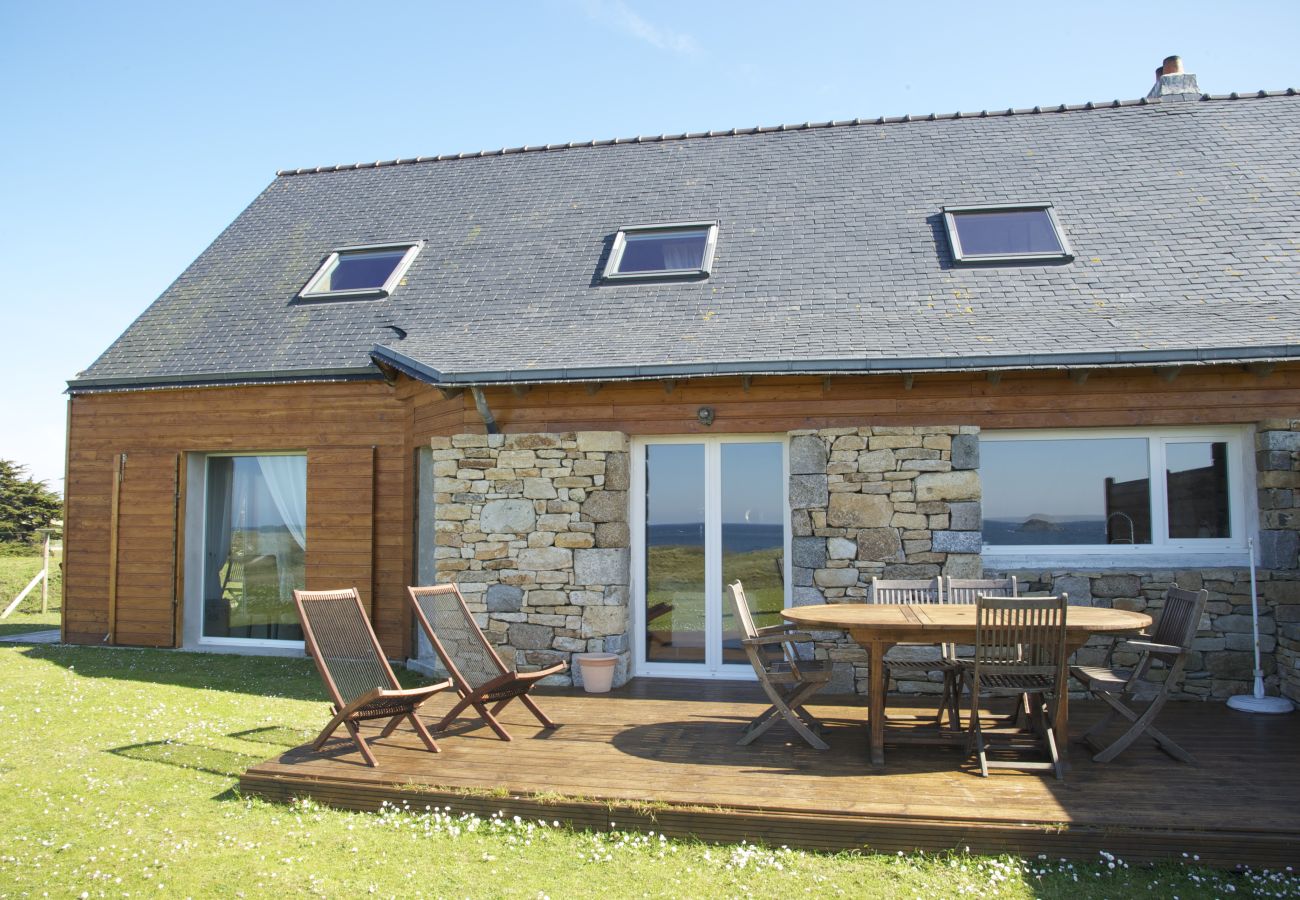 Maison à Ploudalmézeau - AN TEVENN - Vue splendide / accès direct à la mer